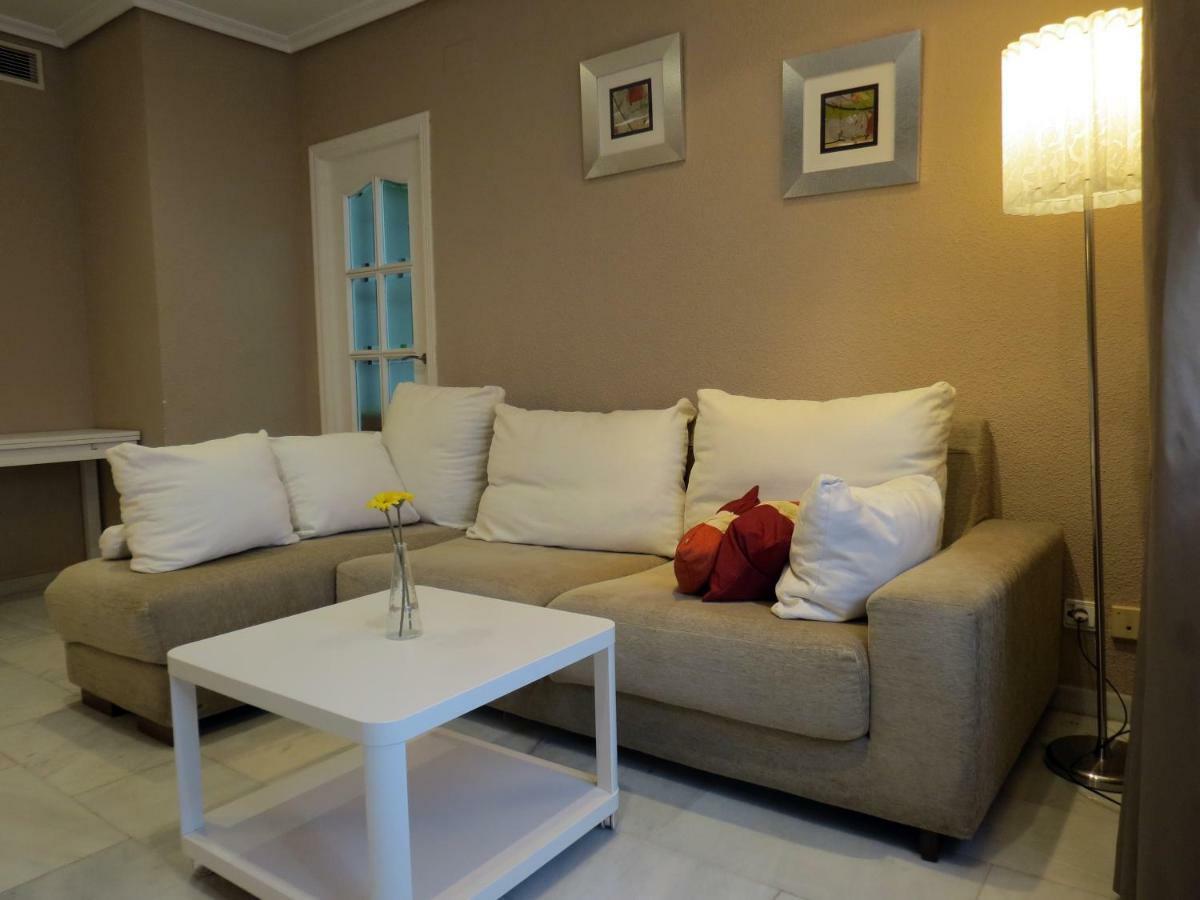 Апартаменты Apartamento Parque Plaza De Colon Кордова Экстерьер фото